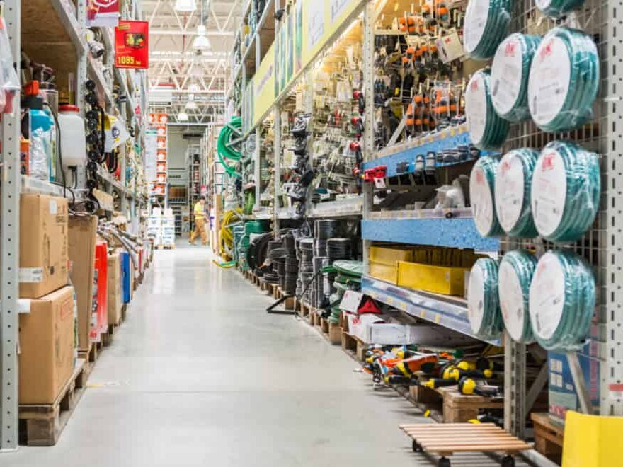 Roundup_-Home-Depot-grows-online-sales-5x-faster-than-Lowe%u2019s-in-Q2