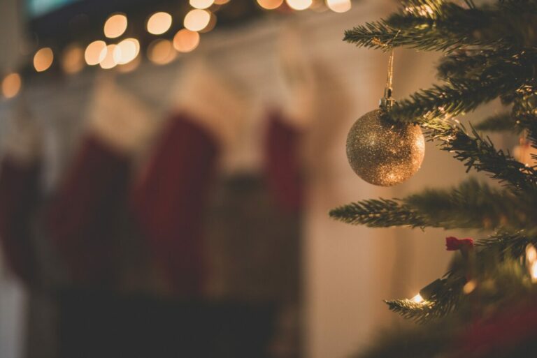 Light The World This Christmas