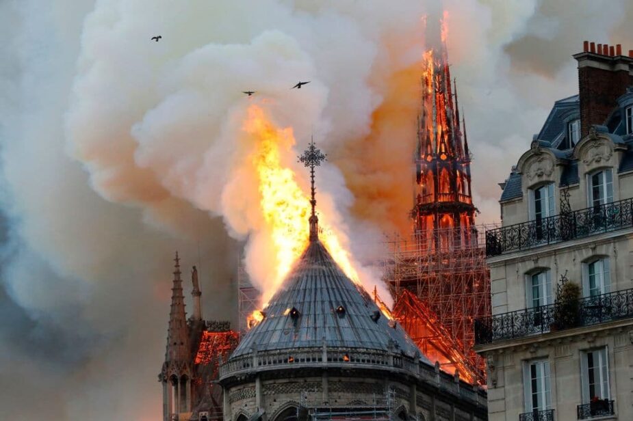 notre-dame-on-fire